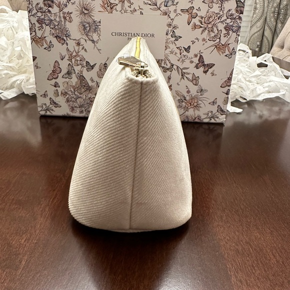 NWT Dior Large Cosmetics Pouch in Cream/Beige and Gold - Picture 4 of 6